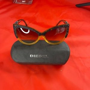 New S Claudia by Diesel Sunglasses